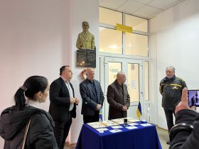 Gočár tabule Užhorod odhalení