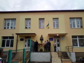 Odhalení tabule Tomáše Bati v Korytňanech 2020