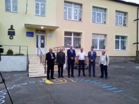 Odhalení tabule Tomáše Bati v Korytňanech 2020