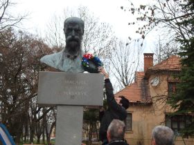 Setkání u busty Masaryka