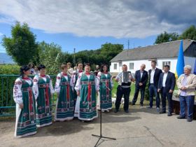 Odhalení pamětní tabule Františka Továrka v Holubiném 2021